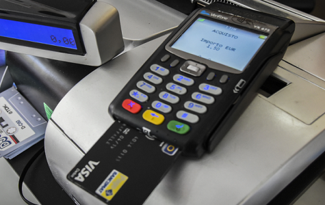 SCARICA BENZINA CON BANCOMAT