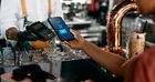 Non solo bancomat: sanzioni POS anche a chi rifiuta pagamenti con smartphone e App
