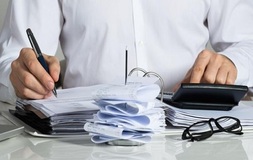 Lo spesometro torna annuale e senza sanzioni fino al 2018