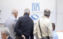 Riforma pensioni: possibile l'introduzione della Quota 100 light 
