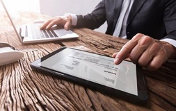 Fattura elettronica 2019: invio entro 10 giorni e zero sanzioni. Le novità del DL fiscale
