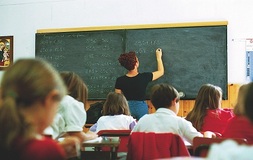 Assunzioni scuola 2017: accordo su 52 mila posti. Novità e dati dal Miur