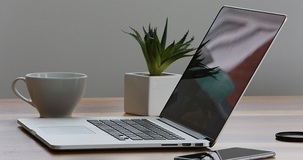 Il triste clivo delle professioni tributarie di base