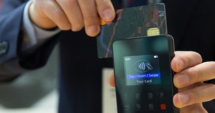 Pagamenti elettronici, obbligo di comunicazione dati: novità anti evasione in arrivo