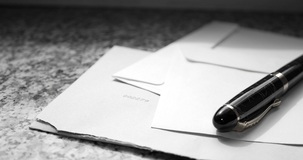 All'atto ben motivato non vanno allegati i documenti richiamati