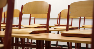 Pensioni scuola 2022: più di 20.000 docenti lasceranno le classi alla fine dell'anno, i dati INPS