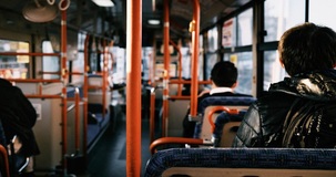 Bonus trasporti, come funziona lo sconto di 60 euro? Domanda fino al 31 dicembre 2022