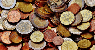 Bonus 200 euro pensionati, pagamento dall'INPS insieme alla pensione e alla quattordicesima