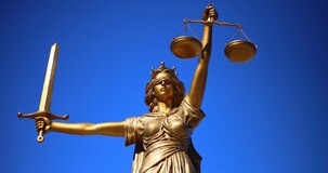 In caso di incertezza normativa il contraddittorio preventivo è d'obbligo