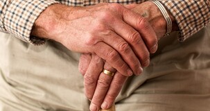 Pensioni e invalidità civile, le novità del Decreto Aiuti ter sul recupero delle prestazioni indebite INPS