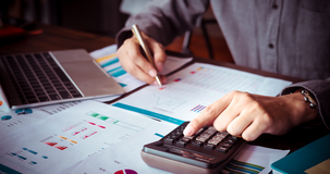 Accertamento fiscale: la presunzione di evasione vale anche per le imprese in contabilità semplificata