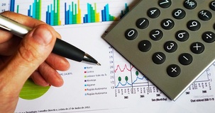 Pensioni, adeguamento del 7,3 per cento nel 2023: l'aumento degli assegni caso per caso