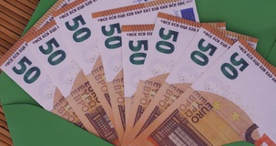 Bonus in busta paga, fino a 3.000 euro per i premi ai dipendenti