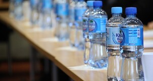 Plastic tax e sugar tax, rinvio al 2024 con la Legge di Bilancio 2023