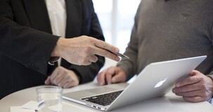 La flat tax frena le aggregazioni professionali