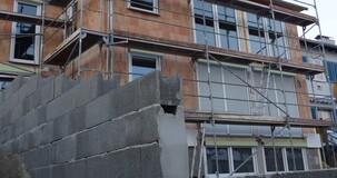 Bonus ristrutturazione: via libera a detrazione, cessione e sconto in fattura nel caso di diversi fornitori