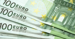 Bonus Renzi 80 e 100 euro, come funziona e cosa cambia in busta paga