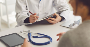 Fattura elettronica 2024: nuova proroga del divieto per i medici in arrivo