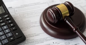 Se non ci pensa l'Ufficio, spetta al giudice il riconoscimento forfetario dei costi sui ricavi evasi