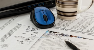 Dichiarazione dei redditi 2024: nuove aliquote IRPEF e flat tax incrementale senza effetto sul calcolo degli acconti