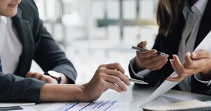 Attività di dottore commercialista compatibile con l'incarico di trustee e protector