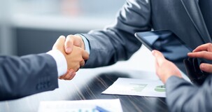Accertamento bancario: onere in capo al contribuente nel rispetto del principio di “vicinanza della prova”