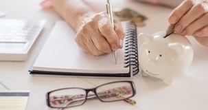 Pensioni, opzione donna anche nel 2025