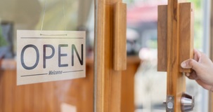Artigiani e commercianti: in Legge di Bilancio 2025 arriva lo sconto sui contributi