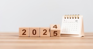 Fatture 2024 ricevute nel 2025: le regole su detrazione IVA e deduzione costo