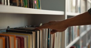 Bonus librerie: in arrivo agevolazioni per i giovani under 35