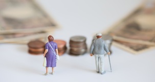 I requisiti per la pensione anticipata penalizzano le donne 