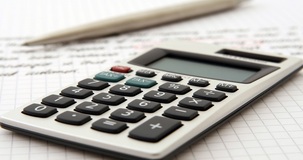 Il contribuente che non paga una rata decade dal beneficio della rateizzazione