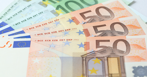 Estinzione anticipata finanziamenti: inquadramento della questione e normativa di riferimento