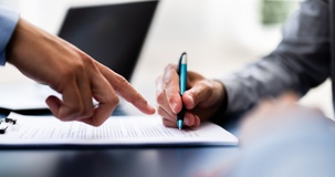 Contratto di apprendistato: cosa prevede e quali vantaggi comporta