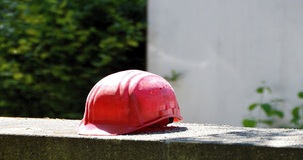 Infortuni sul lavoro stabili, ma aumentano le malattie professionali 