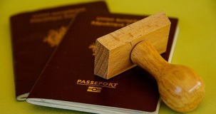 Marca da bollo passaporto: quando e come si applica