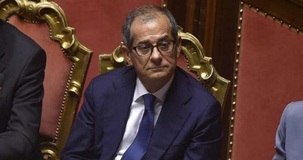 Fattura elettronica, Tria difende le Entrate: il sistema funziona