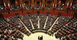 2 per mille Irpef ai partiti: un calo di oltre un milione di euro nel 2018
