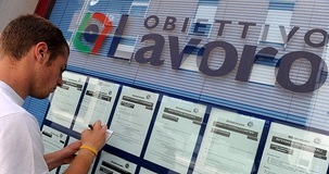 Navigator giù e centri per l'impiego su: la bilancia del reddito di cittadinanza
