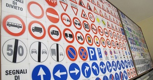 Scuola guida, sulle lezioni l'IVA si paga