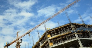 Sblocca cantieri, le novità per imprese ed appalti. Cade la stretta sulle irregolarità fiscali