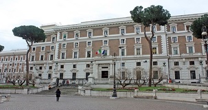 Flat tax, le reazioni dei sindacati presenti all'incontro con Salvini