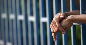 In carcere il consulente che suggerisce schemi evasivi seriali