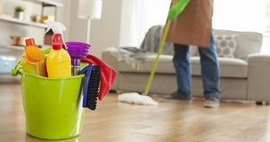 Colf e badanti, la famiglia diventa sostituto di imposta? 