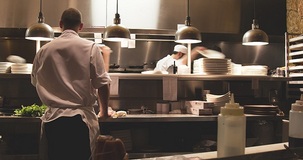 I costi relativi ai servizi in outsourcing sono inerenti all'attività d'impresa
