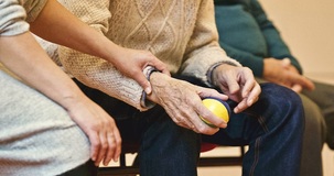 Domanda regolarizzazione colf, badanti e braccianti, proroga al 15 agosto