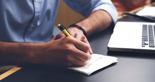 Decreto Agosto, cosa cambia per i contratti a tempo determinato?