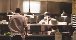 Bonus 1.000 euro lavoratori del turismo e degli stabilimenti termali, a chi spetta?