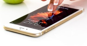 Bonus smartphone, tra la novità della legge di bilancio 2021: il kit digitalizzazione