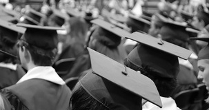 Laurea abilitante, con il Recovery Plan novità in arrivo: quali sono le professioni interessate?